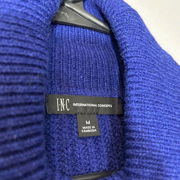 INC International Concepts Cold Shoulder Turtleneck Sweater Button Detail Size M - Picture 4 of 8